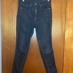 RAG & BONE
Vintage Skinny Jean In Black Brook